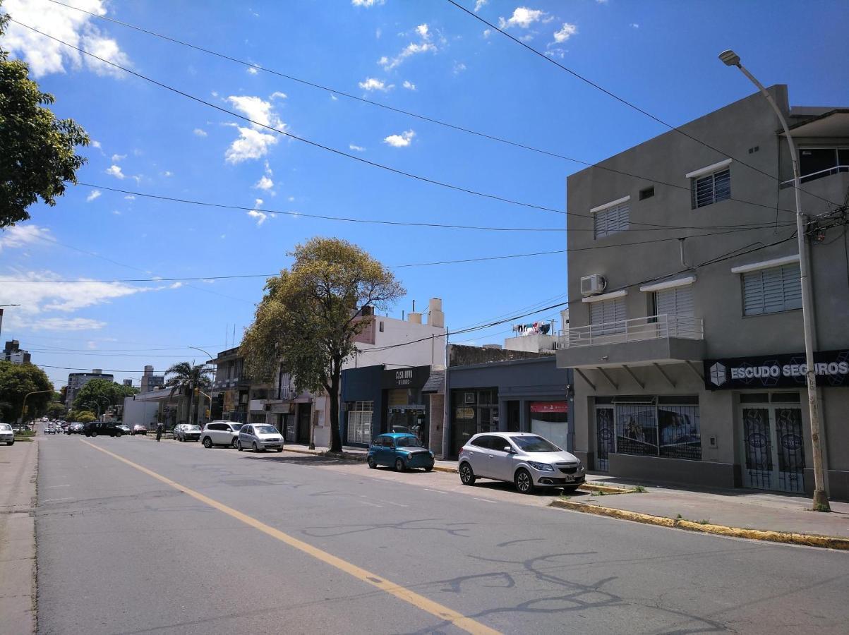 Echague Y Cura A Montiel Apartment Parana Bagian luar foto